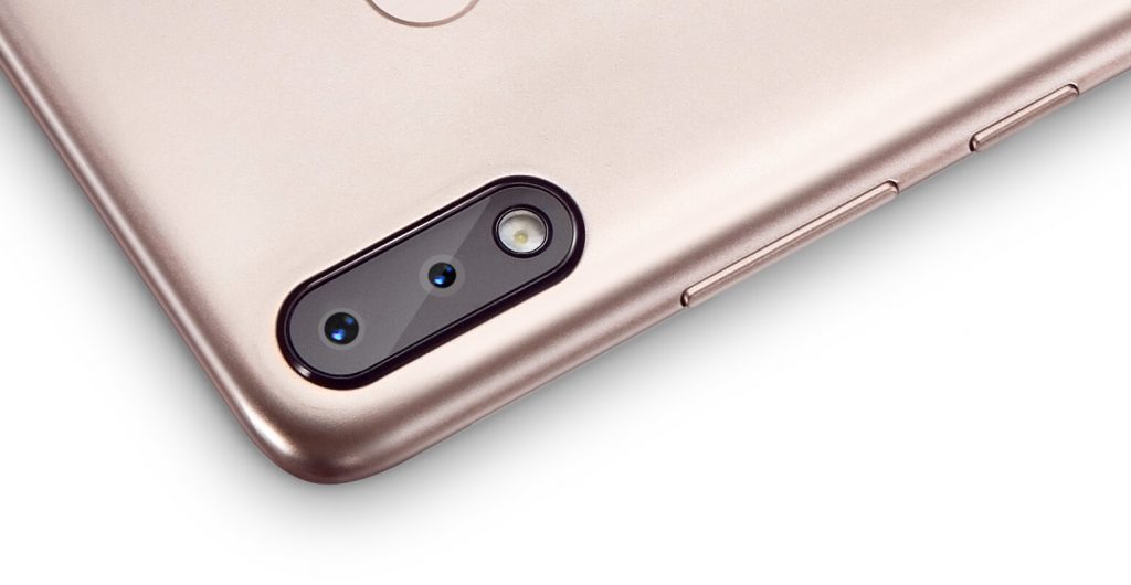 iTel S33 Camera